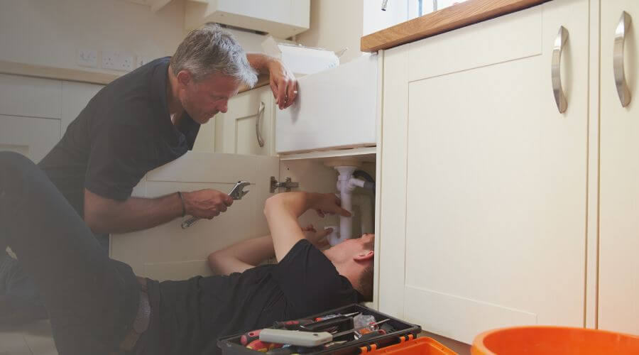 Professional burst pipe repair services in Rueter, MO